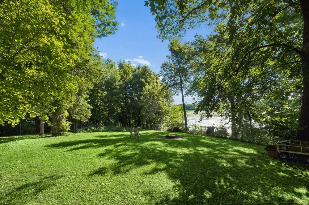 1830 Hansack Avenue NE Saint Michael, MN 55376