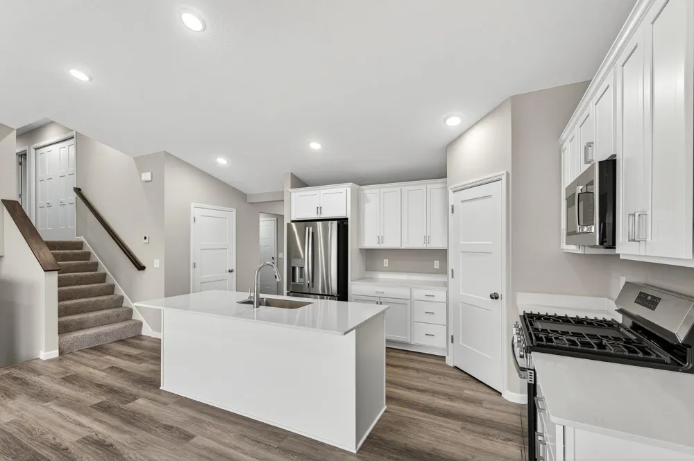 915 Yellowcrest Street SW Delano, MN 55328