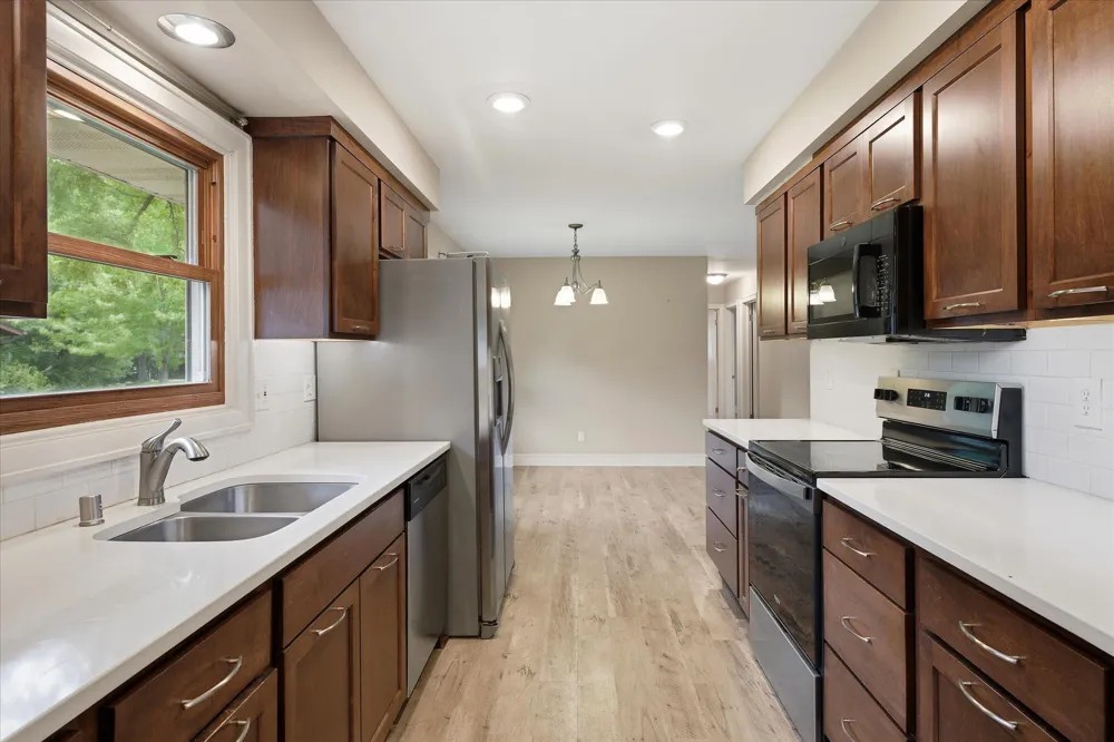 112 Willow Drive SW Saint Michael, MN 55376