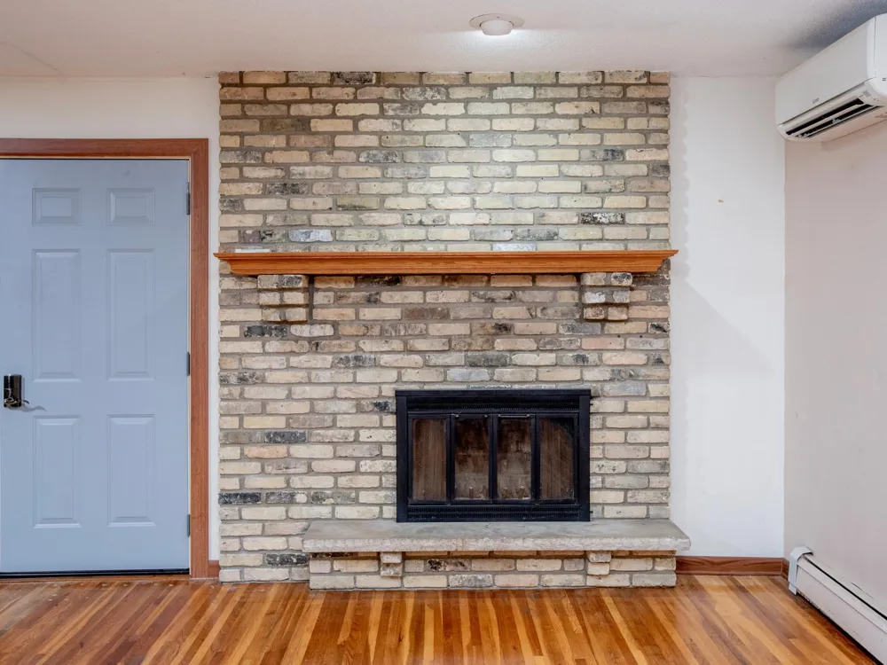 1801 River Hills Drive Burnsville, MN 55337
