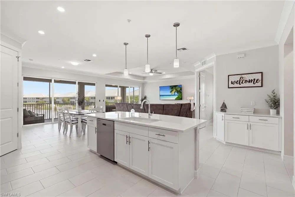 239 Indies Drive E #202 Naples, FL 34114