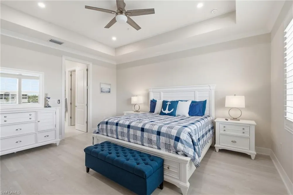 239 Indies Drive E #202 Naples, FL 34114