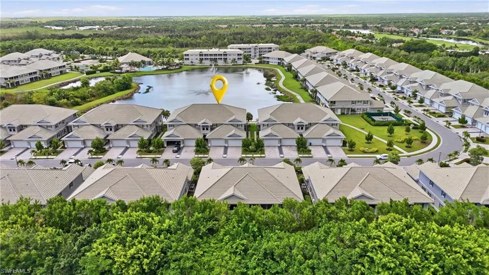 239 Indies Drive E #202 Naples, FL 34114