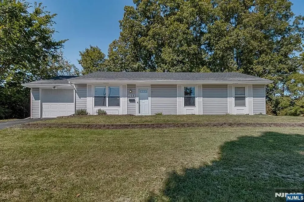 329 Columbia Avenue Stratford, NJ Other