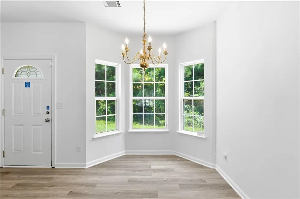 7062 Brookview Creek Riverdale, GA 30274