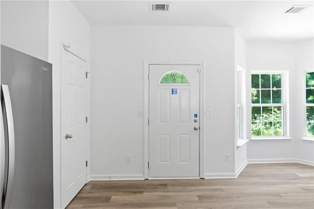 7062 Brookview Creek Riverdale, GA 30274