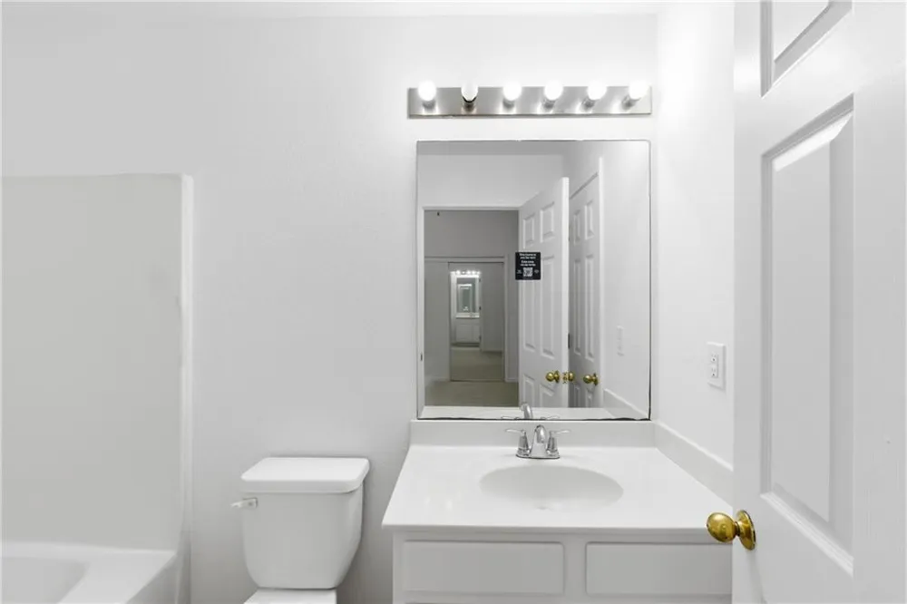 7062 Brookview Creek Riverdale, GA 30274