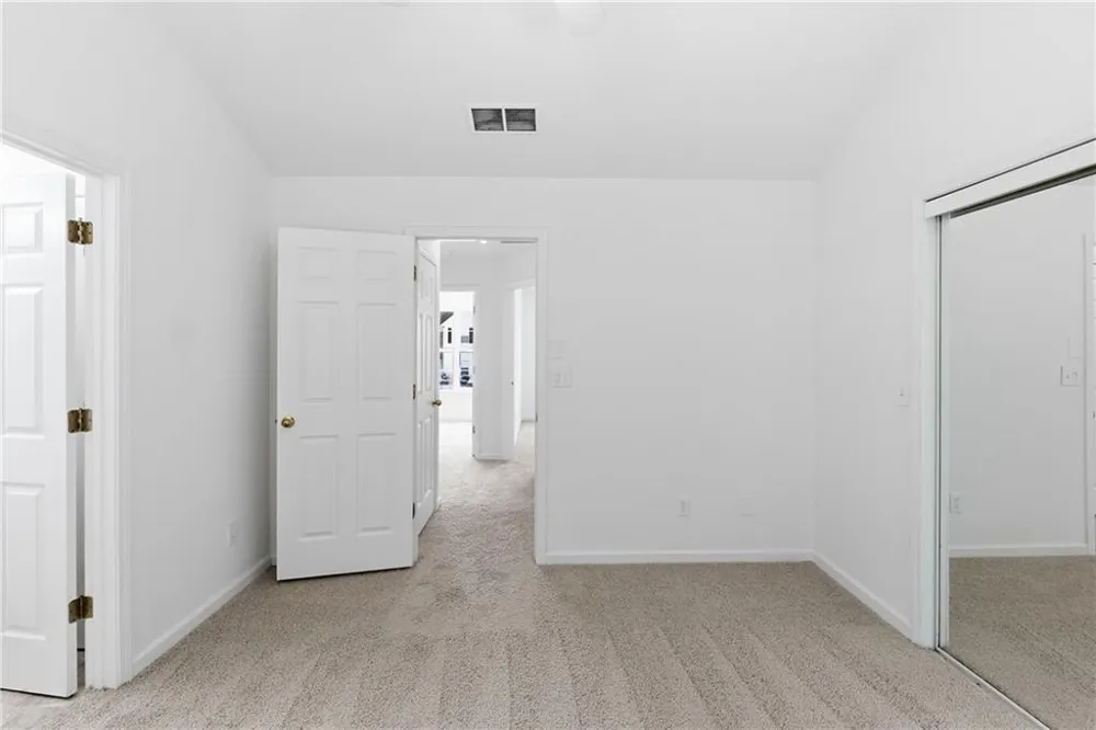 7062 Brookview Creek Riverdale, GA 30274
