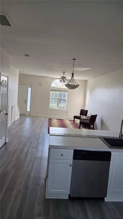 4210 Oakwood Rd #B2 Oakwood, GA 30566