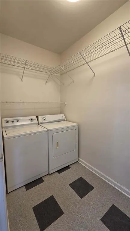 4210 Oakwood Rd #B2 Oakwood, GA 30566
