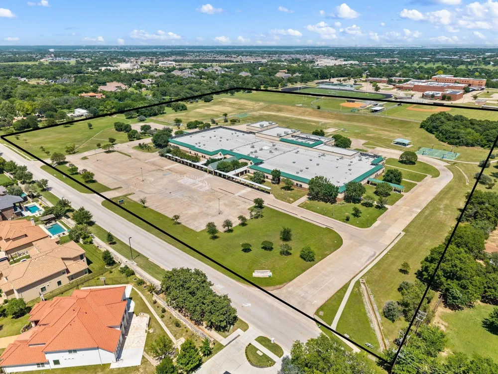 801 Shady Oaks Southlake, TX 76092