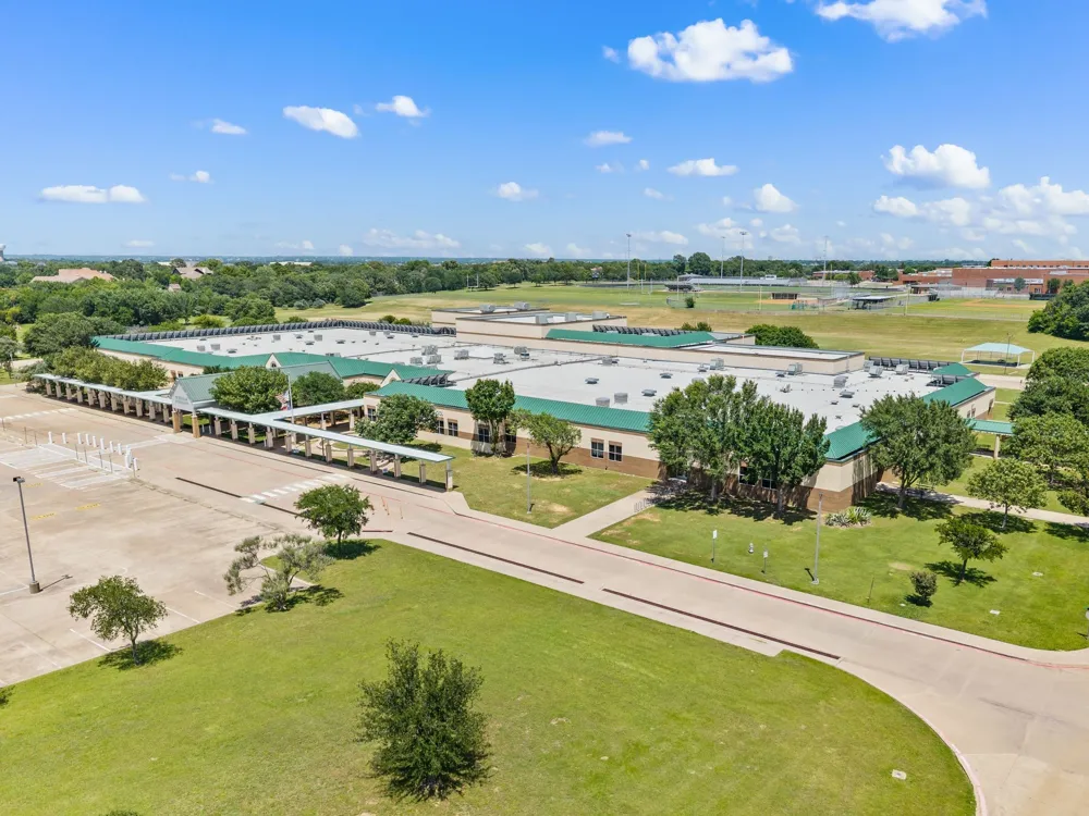 801 Shady Oaks Southlake, TX 76092