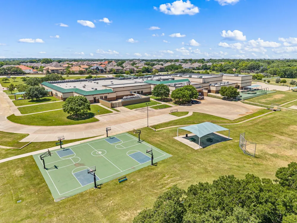 801 Shady Oaks Southlake, TX 76092