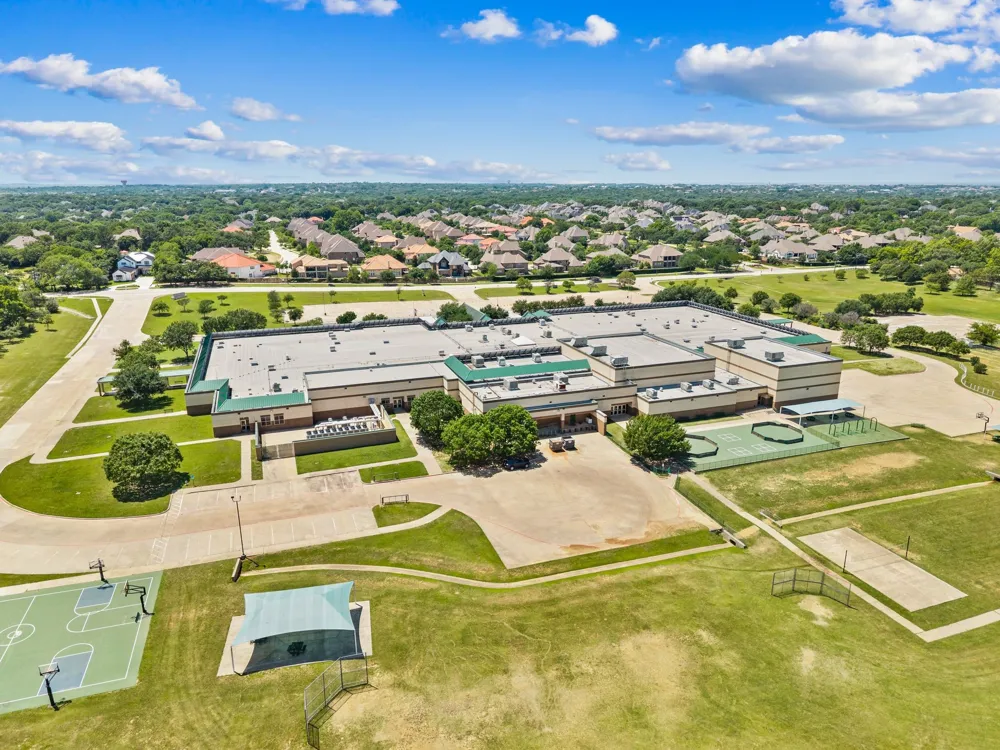 801 Shady Oaks Southlake, TX 76092