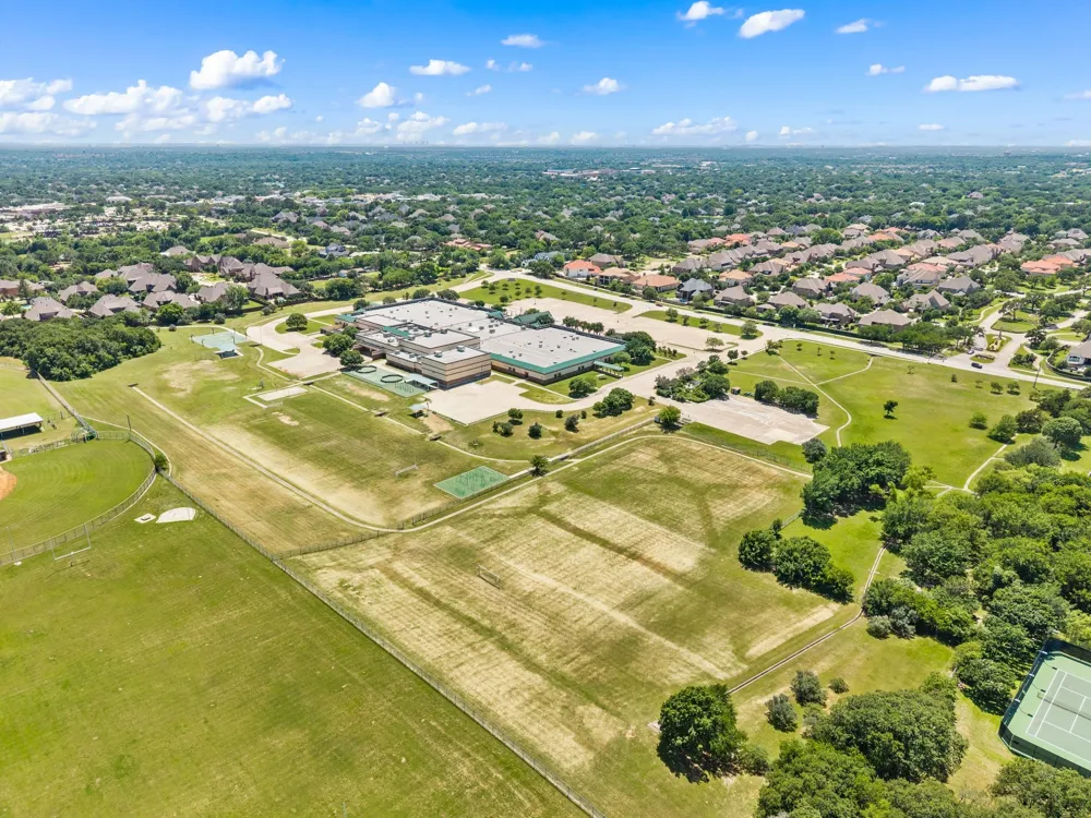 801 Shady Oaks Southlake, TX 76092