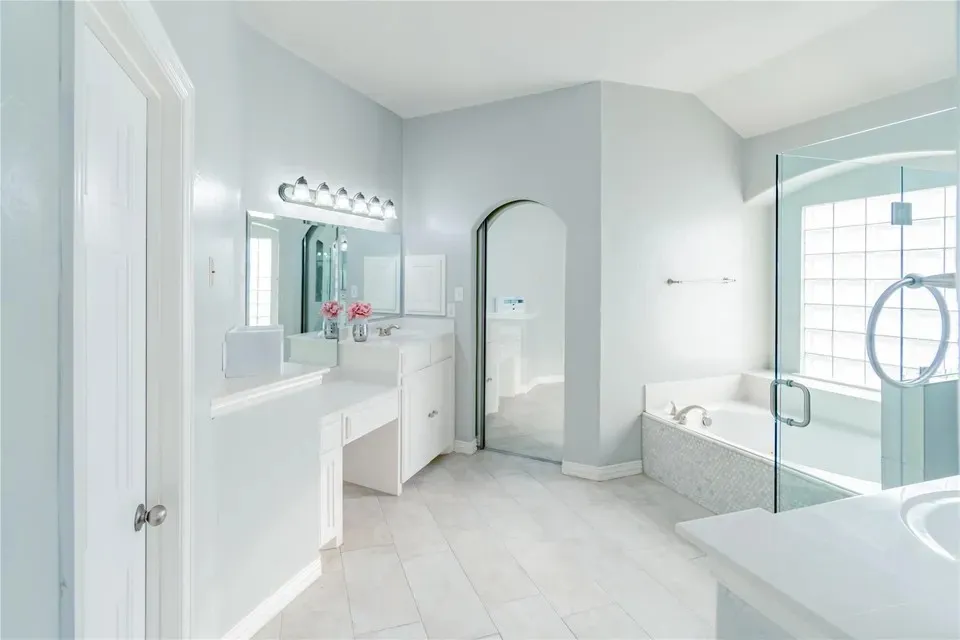 3265 Heatherbrook Richardson, TX 75082