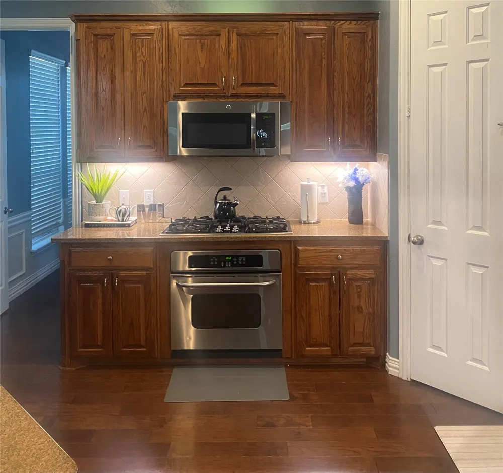 3265 Heatherbrook Richardson, TX 75082