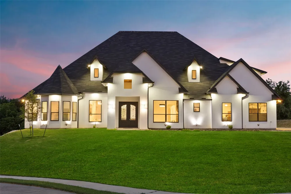 1107 Lily Court Grand Prairie, TX 75104