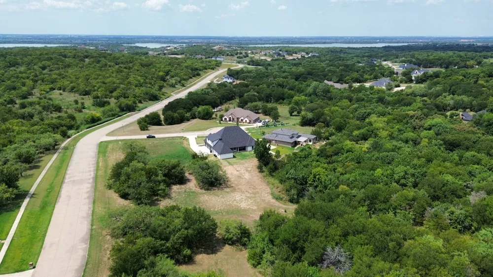 1107 Lily Court Grand Prairie, TX 75104