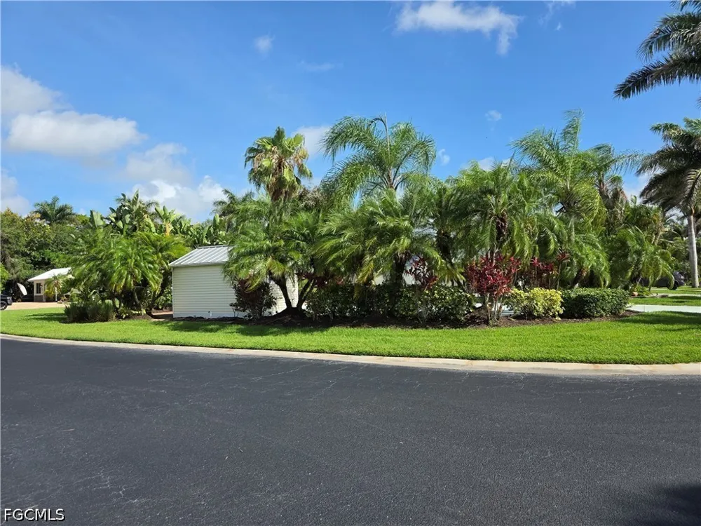 E Riverbend Resort Boulevard Labelle, FL 33935