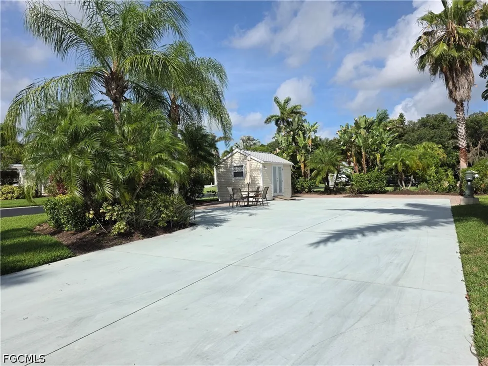 E Riverbend Resort Boulevard Labelle, FL 33935