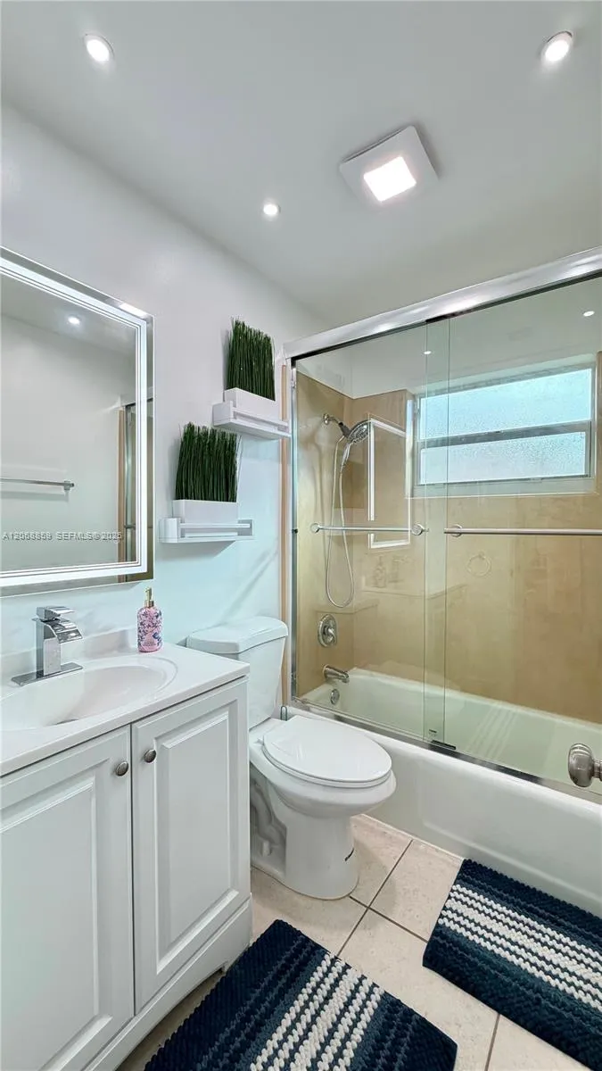 705 W Mango St #C Lantana, FL 33462