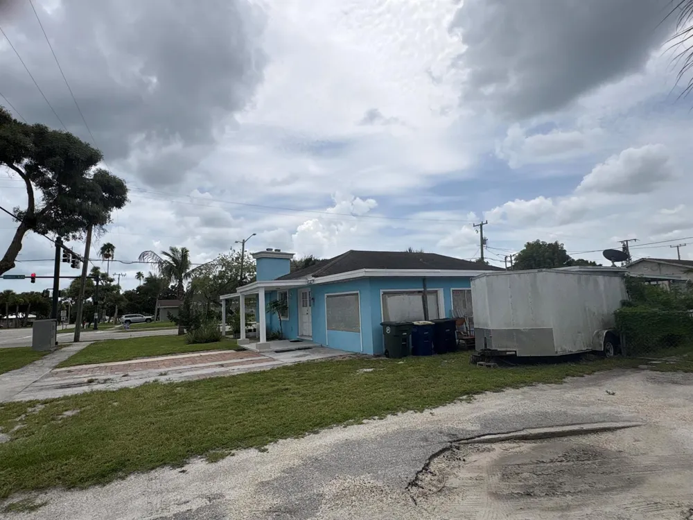 1001 Sunrise Boulevard Fort Pierce, FL 34950