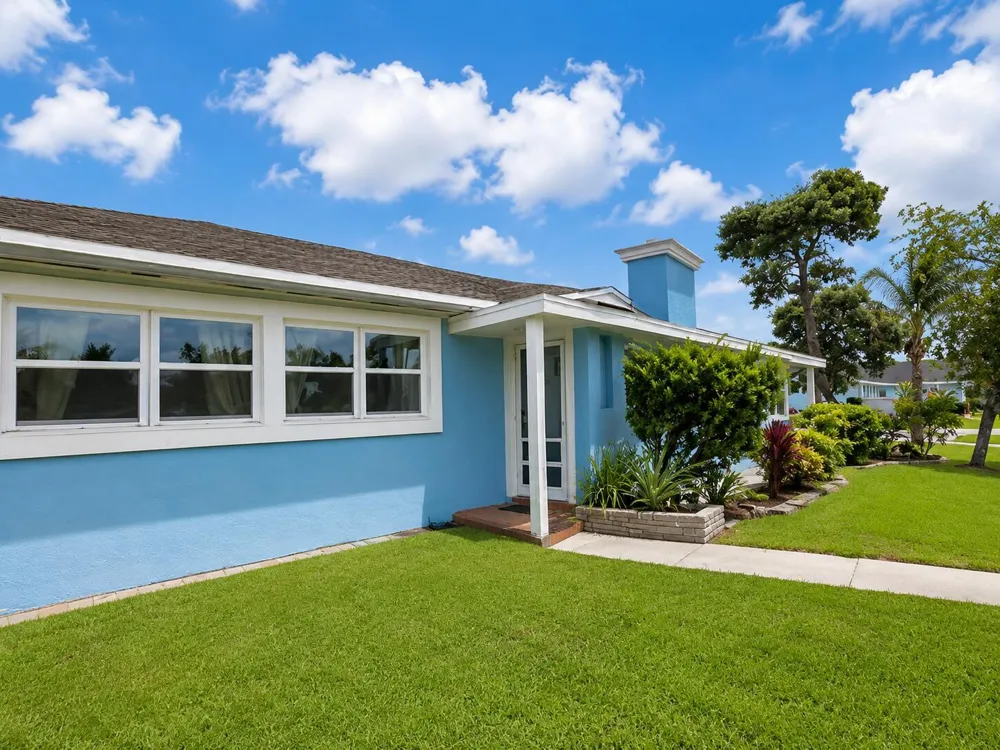 1001 Sunrise Boulevard Fort Pierce, FL 34950