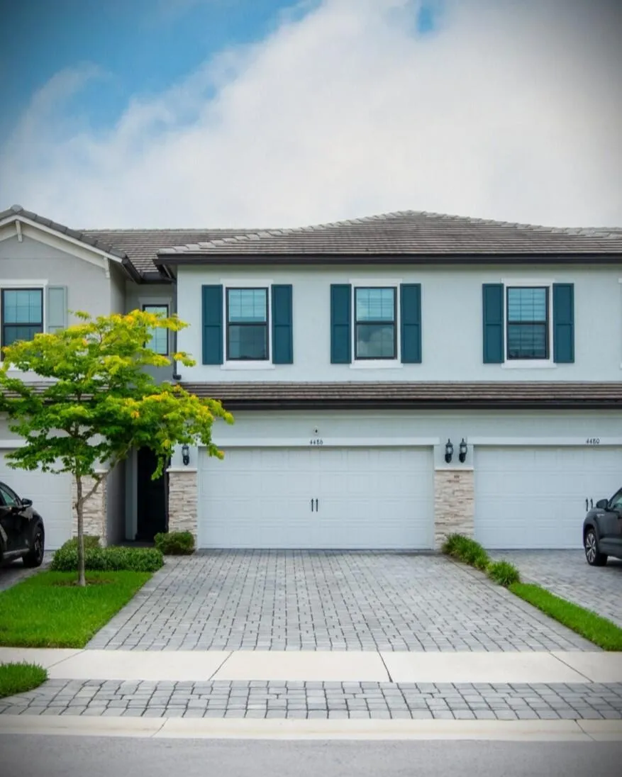 4486 Appleton Circle W Oakland Park, FL 33309