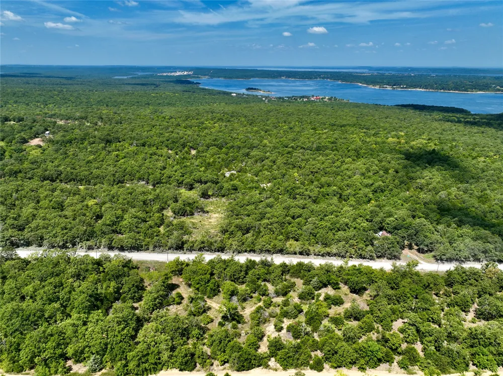 4230 ROAD Eufaula, OK 74432