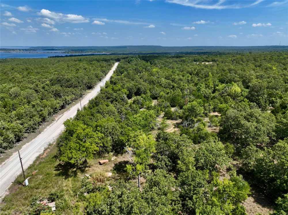 4230 ROAD Eufaula, OK 74432