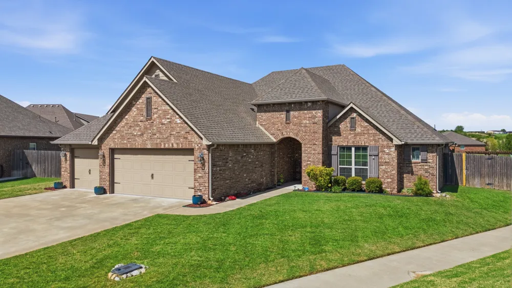 7701 E 82nd Street Owasso, OK 74055