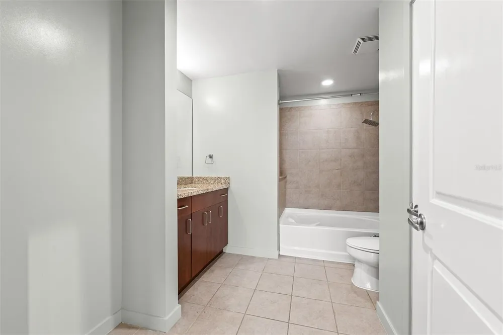 155 S COURT AVENUE #2403 Orlando, FL 32801