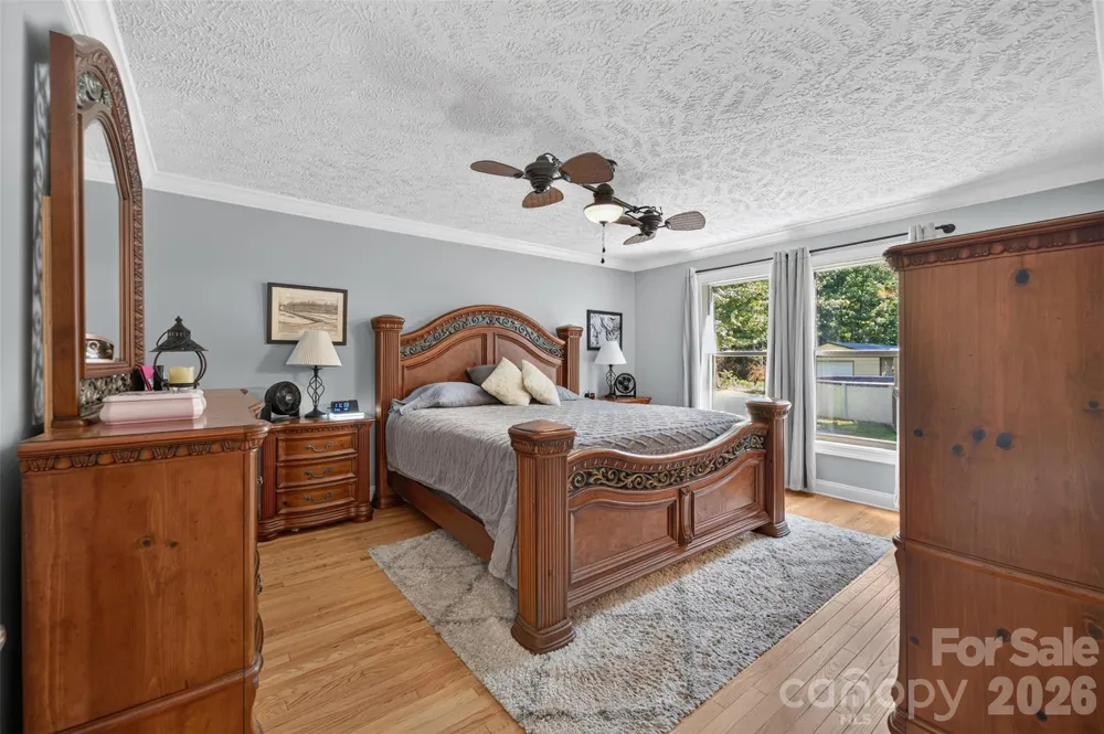 618 Indian Hill Road Olin, NC 28660