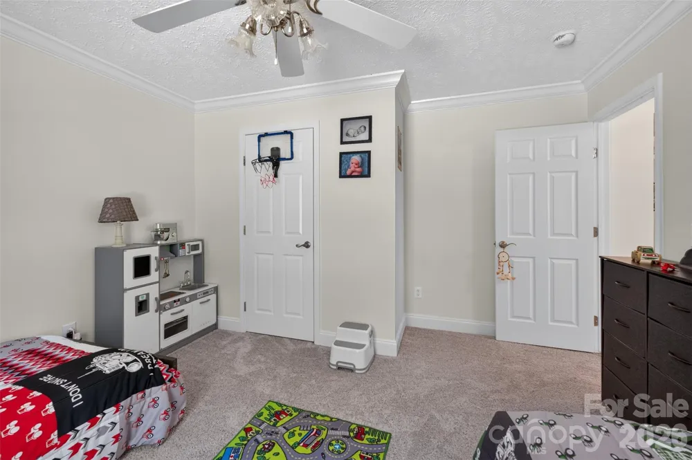 618 Indian Hill Road Olin, NC 28660