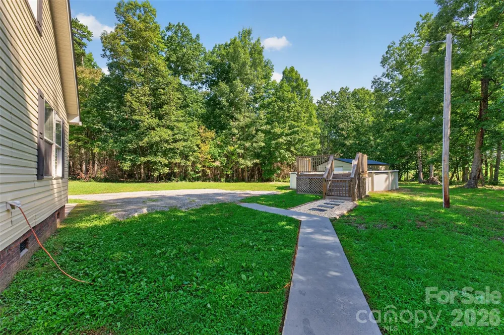 618 Indian Hill Road Olin, NC 28660