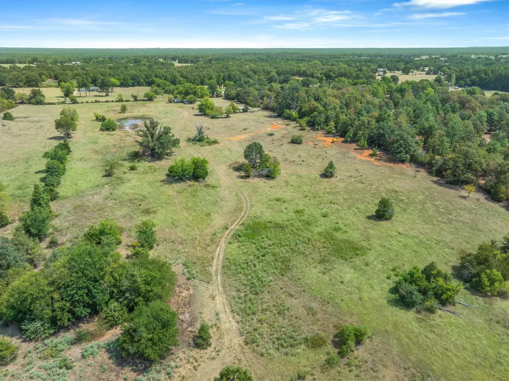 3183 Vz County Road 1712 Grand Saline, TX 75140