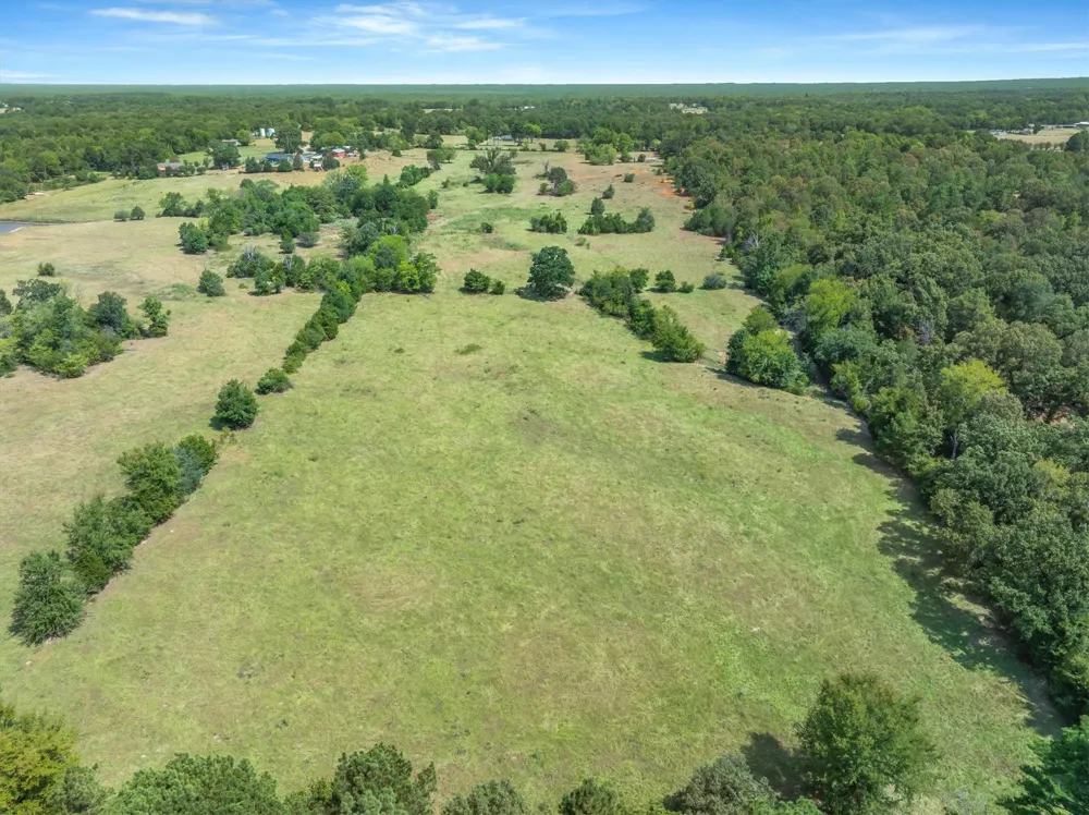 3183 Vz County Road 1712 Grand Saline, TX 75140