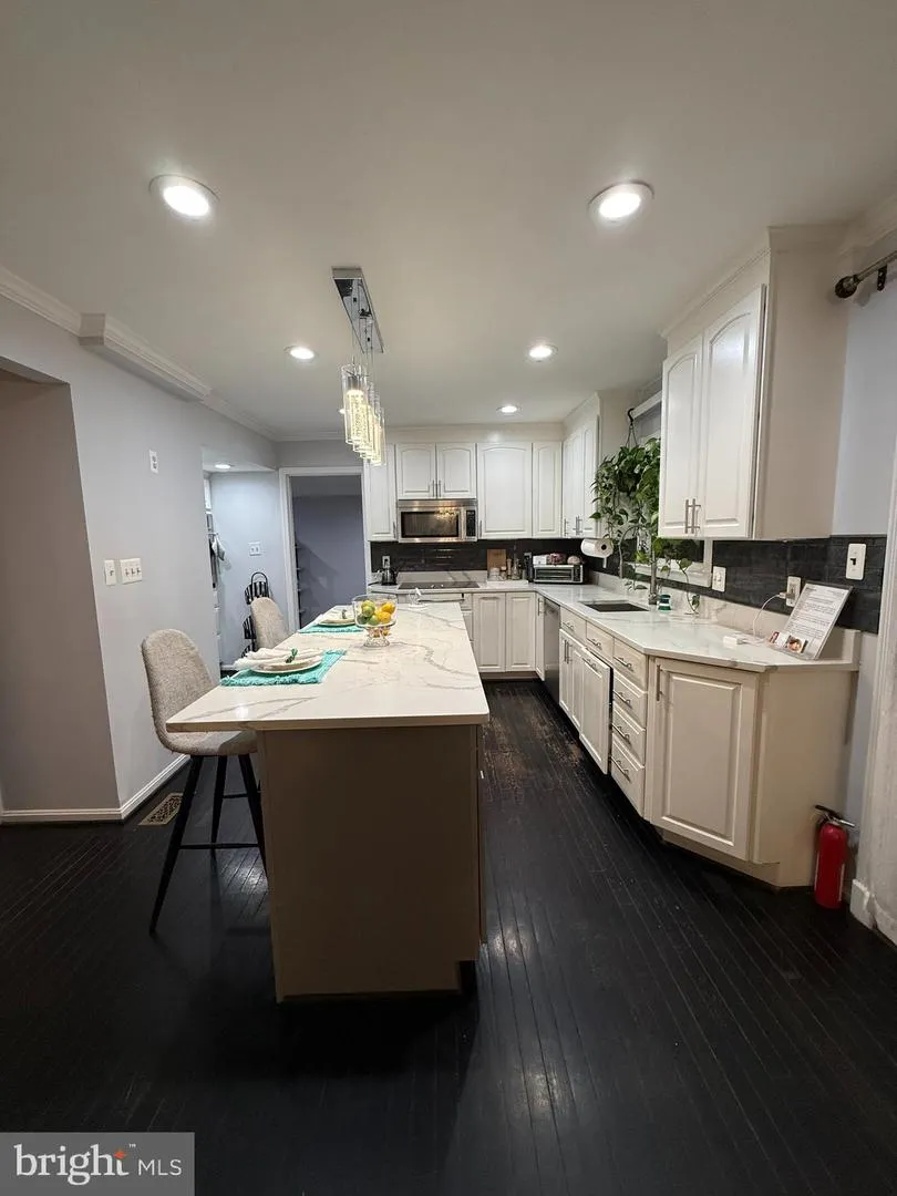 10417 SWEEPSTAKES ROAD Damascus, MD 20872
