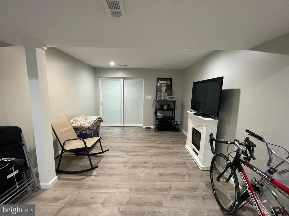 10417 SWEEPSTAKES ROAD Damascus, MD 20872