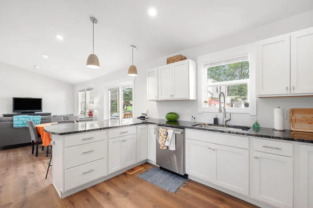 2048 Wyoming Avenue SW Wyoming, MI 49519