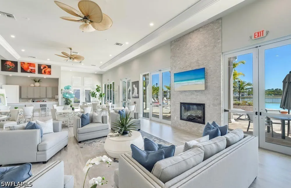 Indies Drive E #202 Naples, FL 34114