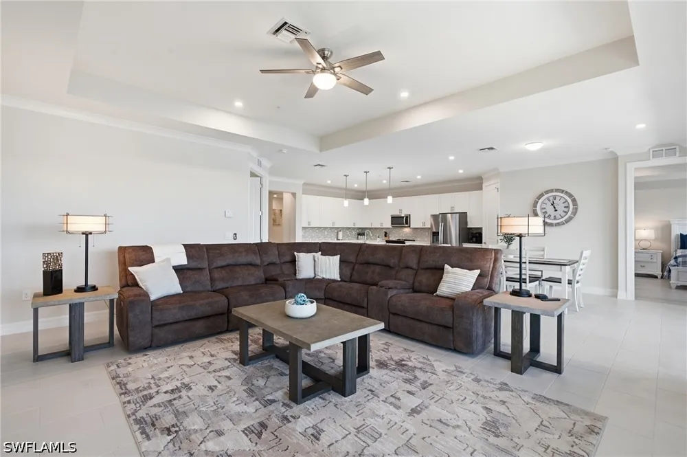 Indies Drive E #202 Naples, FL 34114
