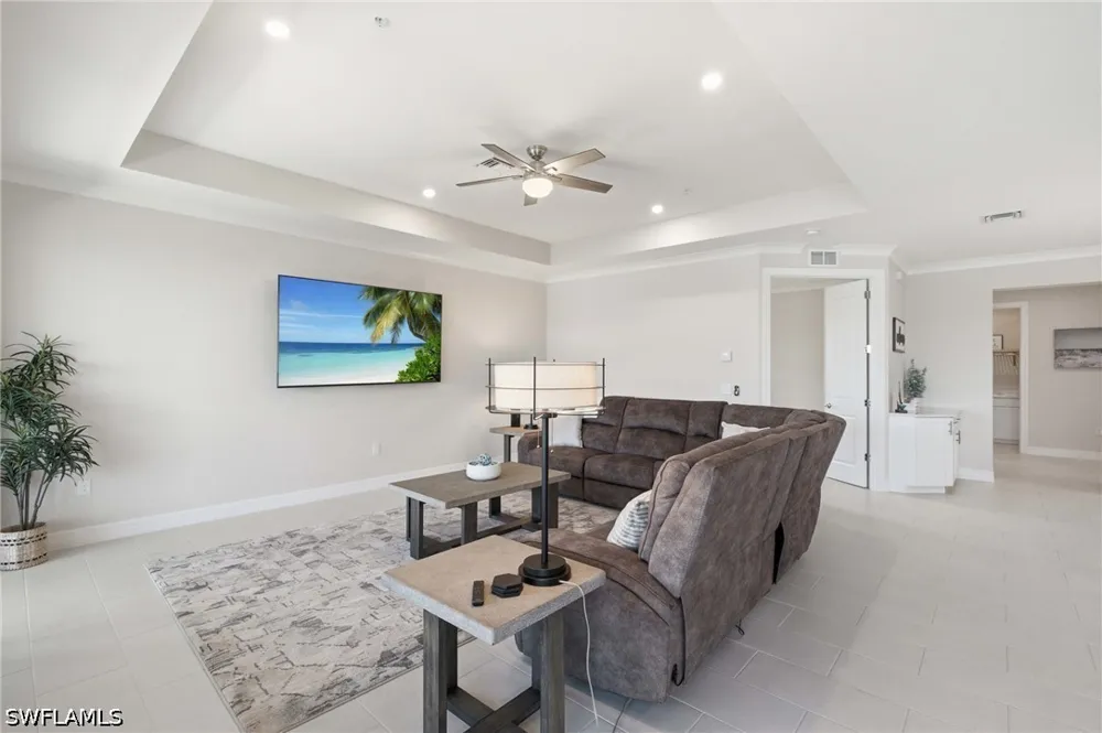Indies Drive E #202 Naples, FL 34114