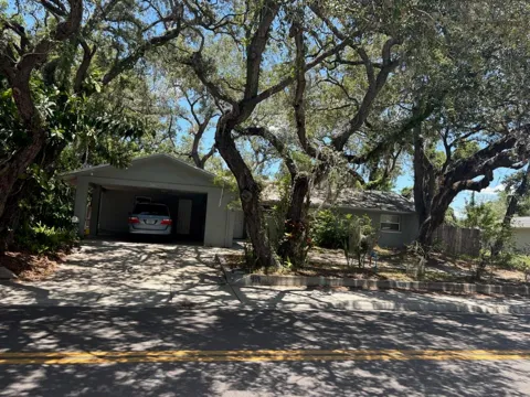 439 E MARTIN LUTHER KING JR DRIVE
