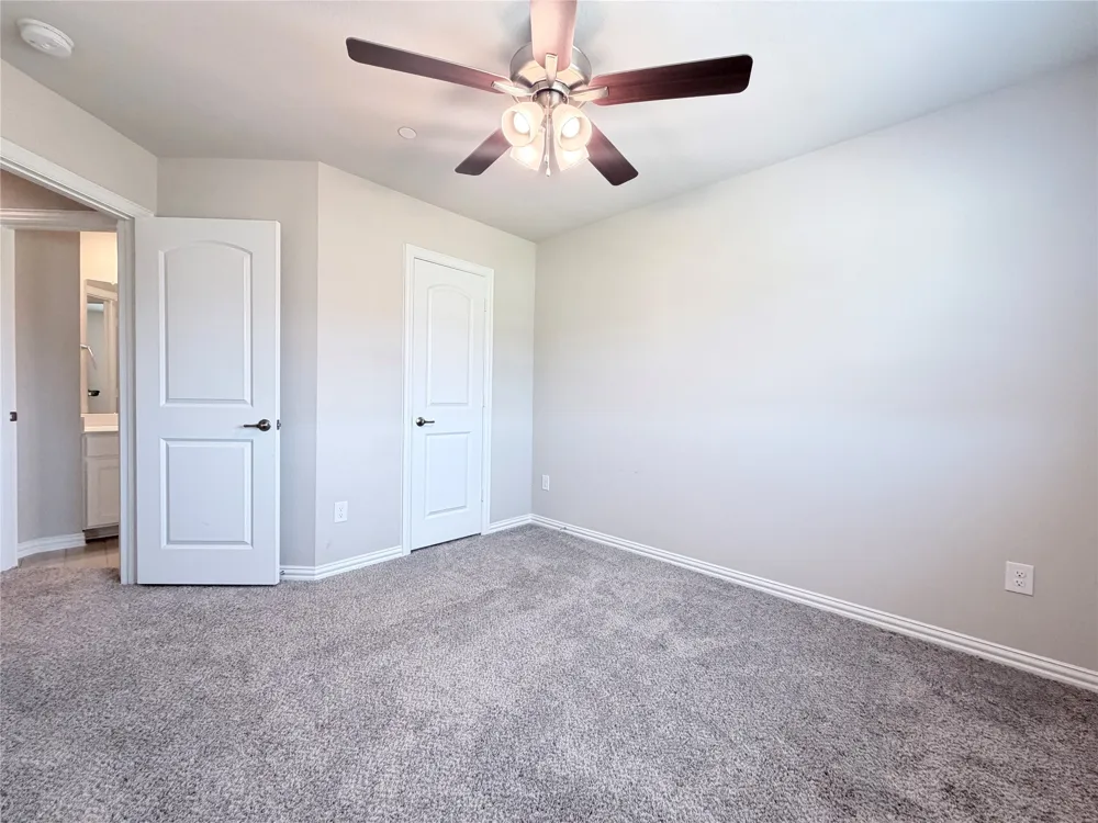 2871 Baneberry Lane Mesquite, TX 75150