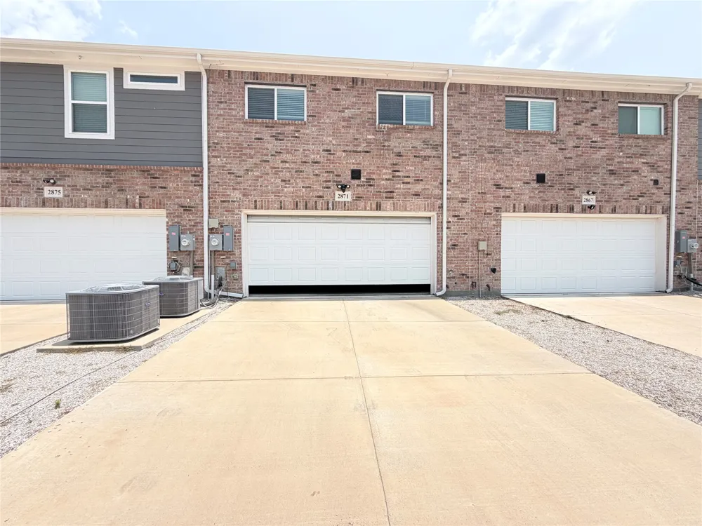 2871 Baneberry Lane Mesquite, TX 75150