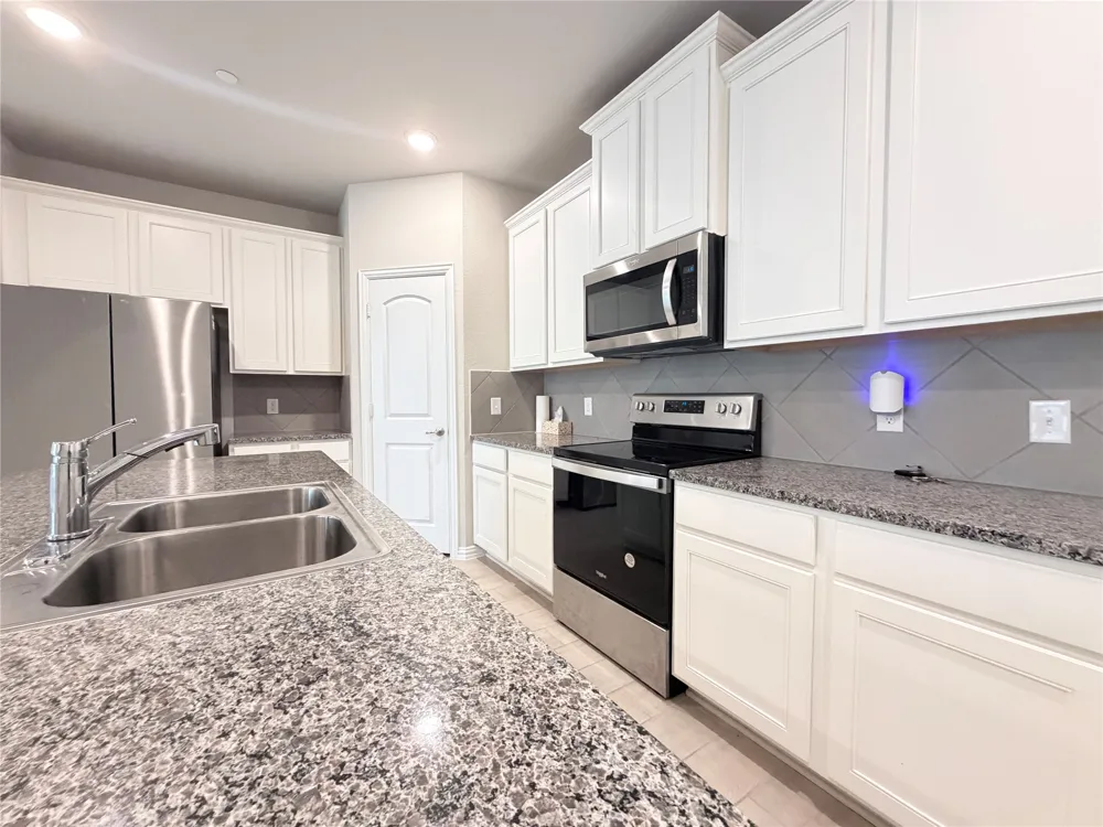 2871 Baneberry Lane Mesquite, TX 75150