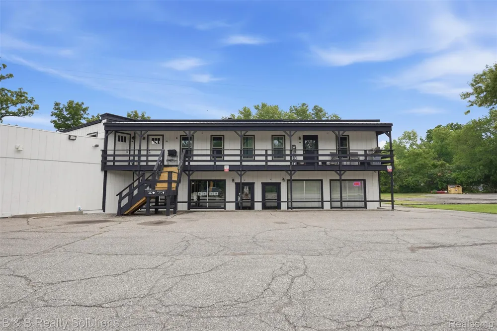 780 Van Dyke Road #Apartment #3 Almont Village, MI 48003