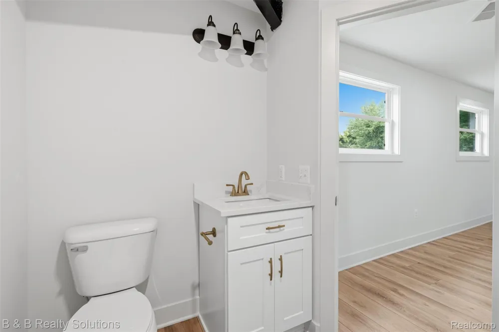 780 Van Dyke Road #Apartment #3 Almont Village, MI 48003